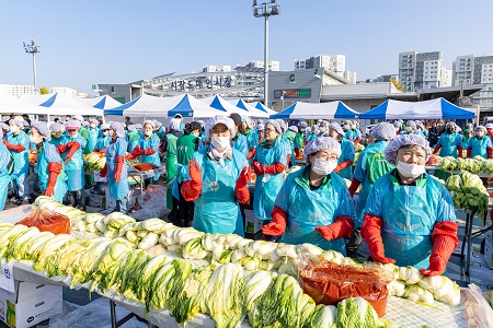 가락시장 사랑의 김장 나눔 단체 사진