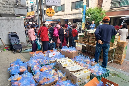 여름 나기 단체 사진
